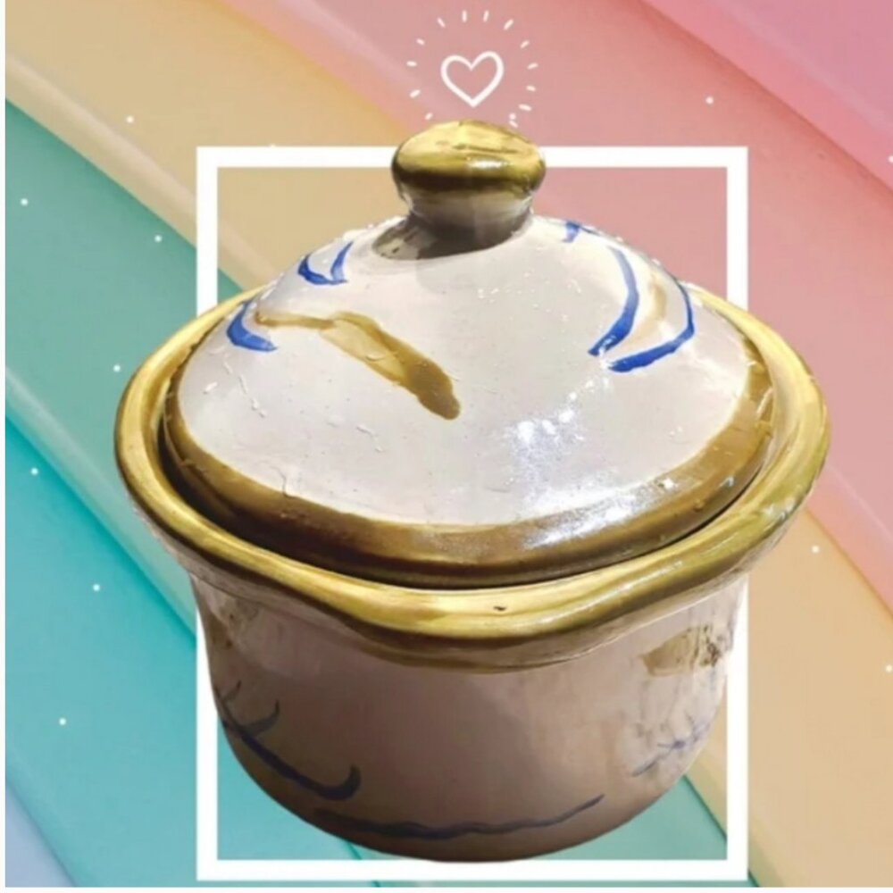 Louisville Pottery Stoneware Flying Duck Cooking dish - Picture 3 of 8